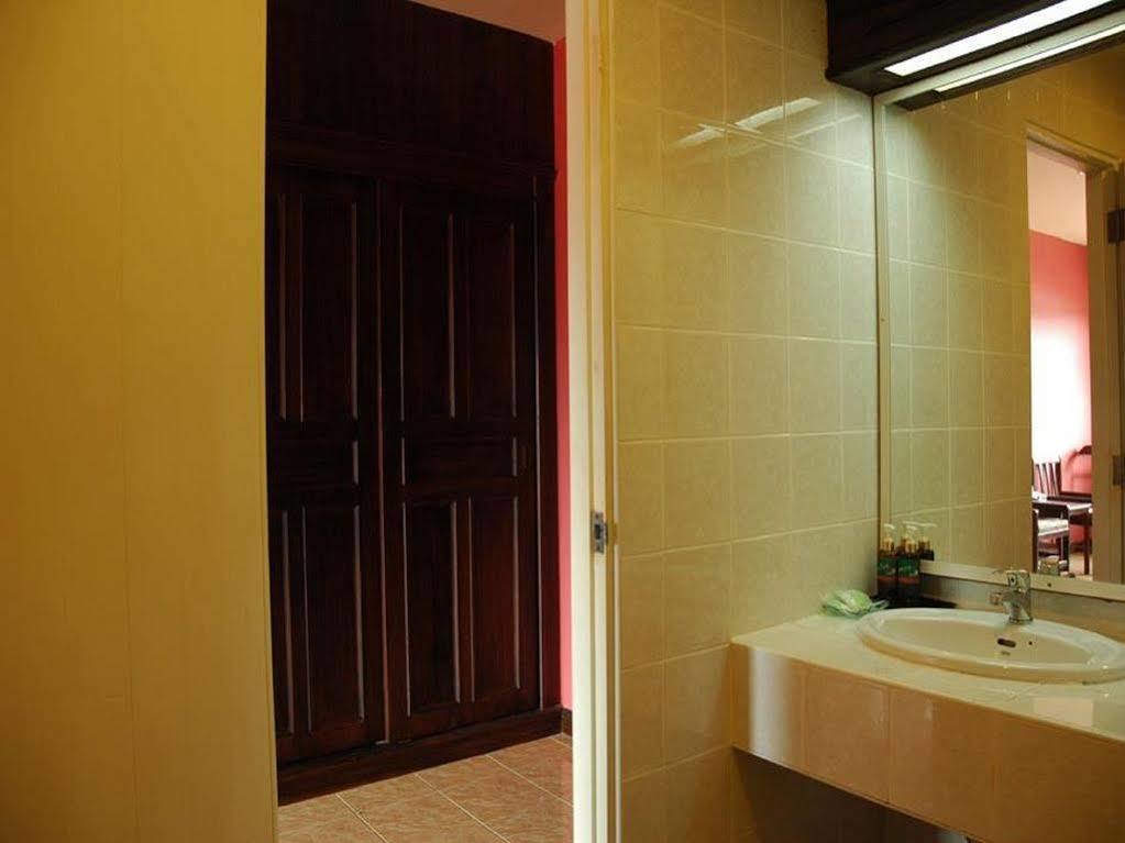 A Mansion Hotel Krabi town Exterior foto